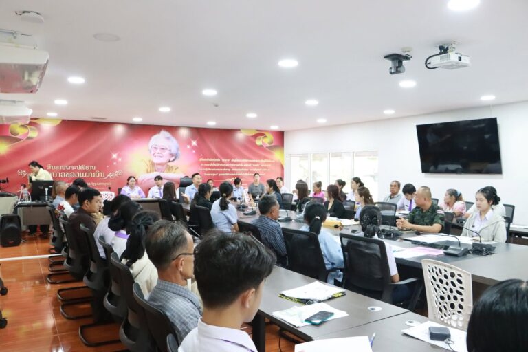 ลงนามสัญญารับทุนการศึกษาจาก โรงพยาบาลเพชรบูรณ์